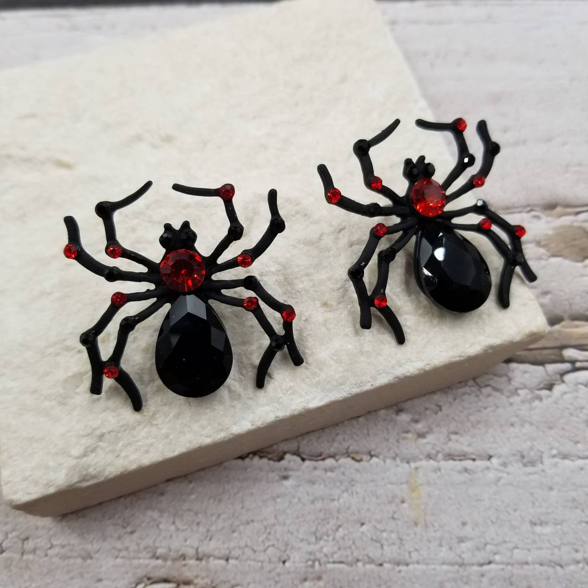 Halloween Black Poison Spider Earrings